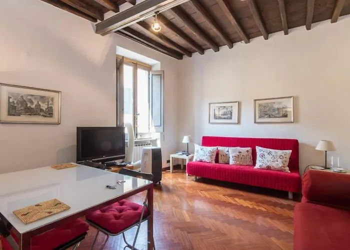 Piazza Navona Charming Apartment