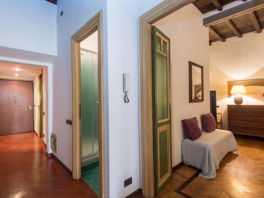 Piazza Navona Charming Apartment *