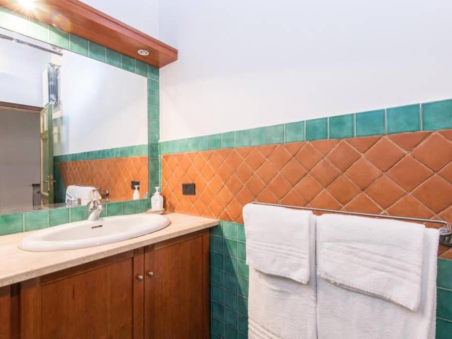Piazza Navona Charming Apartment